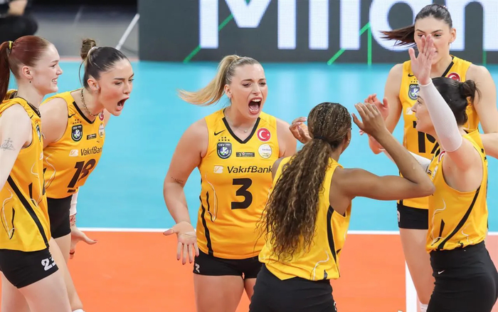 OD Sports-米兰女排主场遭逆转，埃格努空砍38分，马尔科娃封神加冕MVP|AC米兰|瓦基弗银行|扣球|欧冠|比赛_新浪体育_新浪新闻